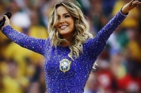 Fausto critica abertura da Copa do Mundo e elogia Claudia Leitte