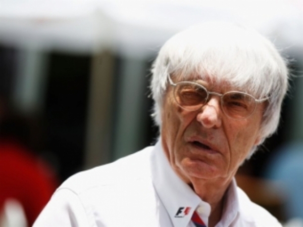 Ecclestone oferece US$ 100 mi  Justia alem para se livrar de processo