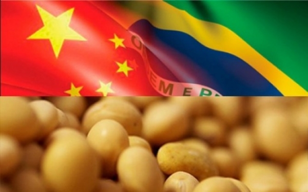 China mira alm das commodities no Brasil