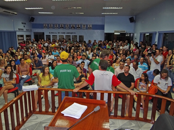 Reunio da Reforma Administrativa virou comcio do Mauricio.