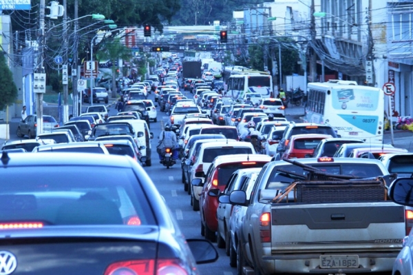 Detran notifica 45 motoristas que podem perder a CNH