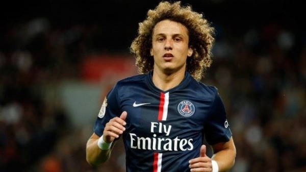 David Luiz explica motivo do cabelo comprido: 'fazia frio quando assinei com o Benfica'