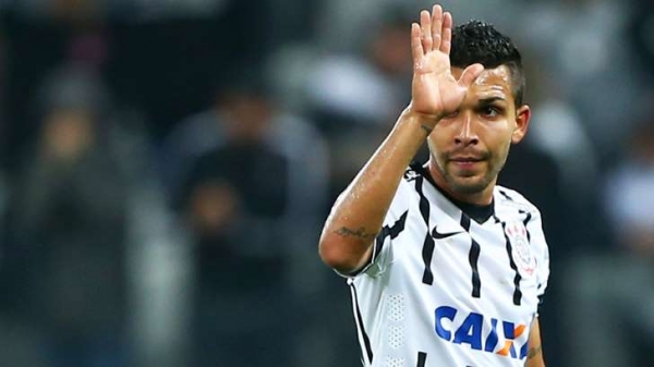 Mesmo com dupla Gre-Nal interessada, STJD absolve Corinthians em 'caso Petros'