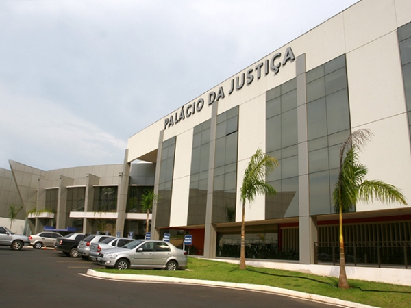 Tribunal de Justia demite por unanimidade, ex-juiz de Tabapor.