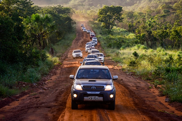 Governo busca resgatar confiana de prefeitos e da sociedade