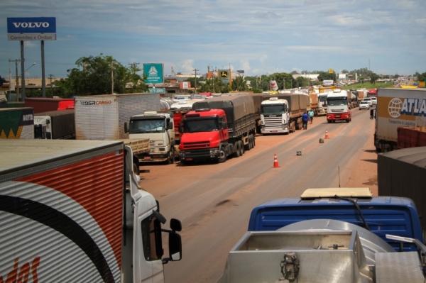 Protesto nas rodovias federais  suspenso at o dia 10