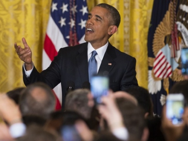 Grito que soa como 'Vai, Corinthians' em discurso de Obama vira piada