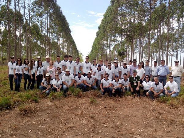 Projeto Futuros Produtores do Brasil tem inscries abertas para turma de 2015