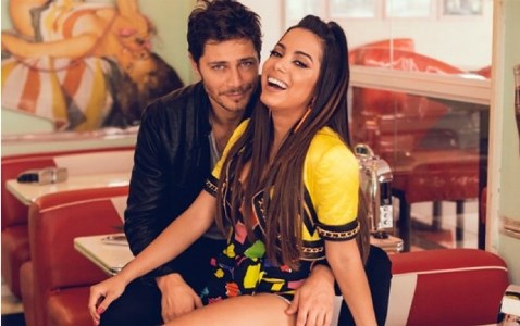 Anitta comenta vazamento de single, mas no fala de disputa judicial