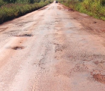 MT ter novas licitaes pare recuperao de estradas