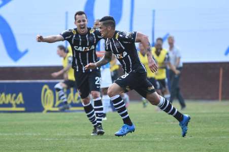 Luciano decide de novo e Corinthians fecha turno como lder