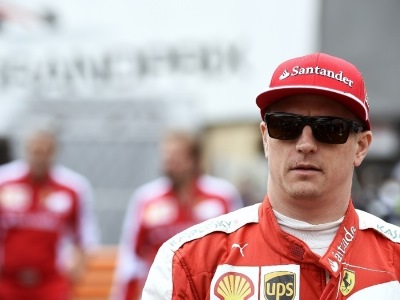 F1  A Ferrari renova o contrato de Raikkonen para 2016