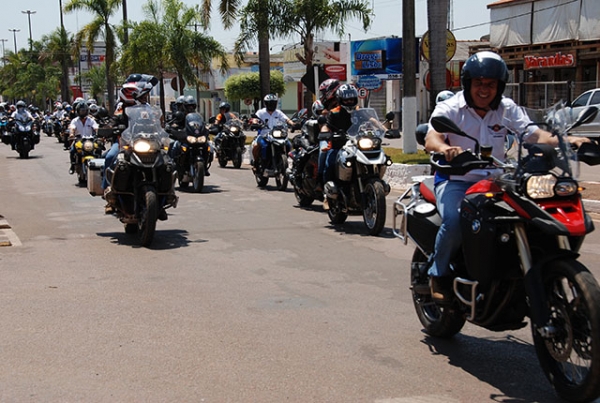 Encontro de Motociclistas do Vale do Arinos rene amantes do motociclismo de Mato Grosso e Rondnia.