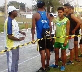 Atleta de Novo Paran em Porto dos Gachos fica em 2 Lugar no Centro Oeste no lanamento de Dardo