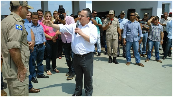 Governador Pedro Taques inaugura Unidade do Corpo de Bombeiros em Juna.