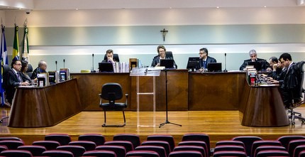 TRE reprova contas e suspende fundo partidrio do PMDB por seis meses