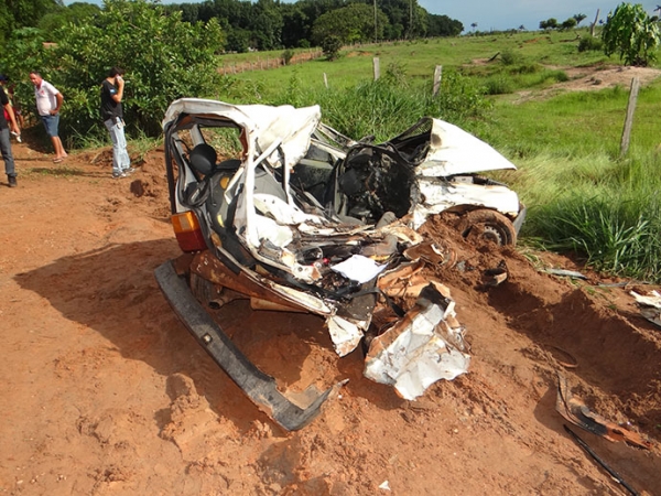 Pai e filho morrem em grave acidente na MT 338, prximo  Juara.