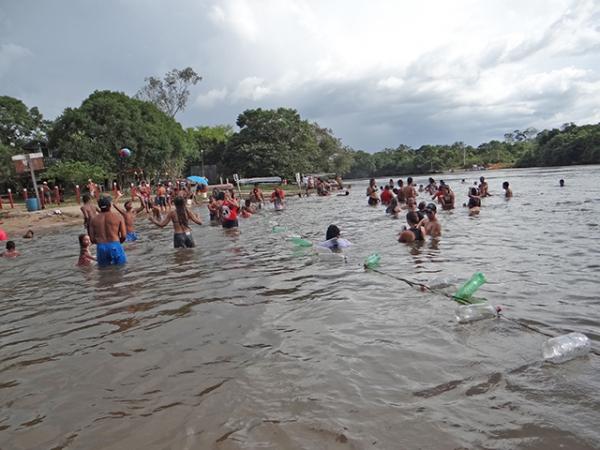 Balnerio Lua Bela vira ponto de diverso nos finais de semana em Juara.