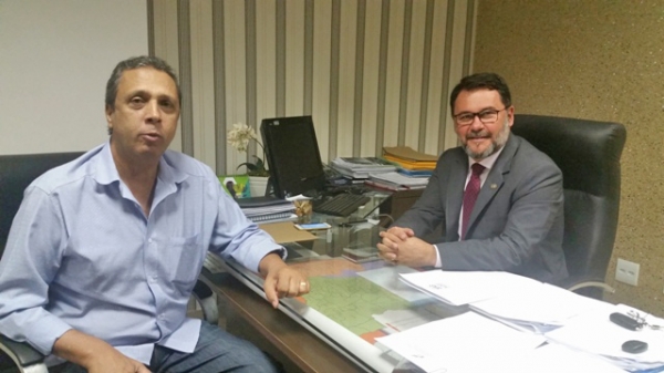 Deputado Oscar Bezerra intercede por nova sede para a Fora Ttica do Araguaia