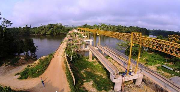 Deputado Oscar Bezerra (PSB) visita Colniza e fala sobre a ponte no Rio Aripuan.