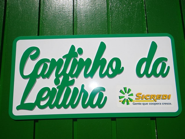 Sicredi Juara inaugura Sala da Leitura na Escola Municipal Costa e Silva.