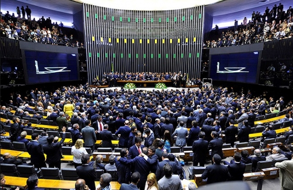 Eleio do presidente da Cmara  marcada para as 16 horas de quarta-feira