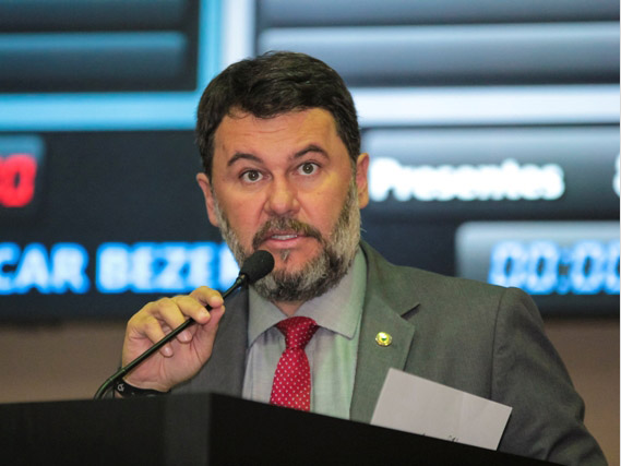 Deputado Oscar Bezerra faz balano dos trabalhos legislativos no primeiro semestre de 2016