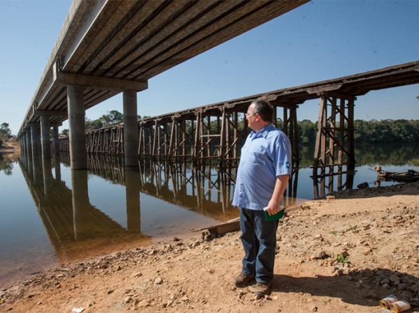 Governador entrega R$ 60 milhes em obras no Noroeste e anuncia investimentos