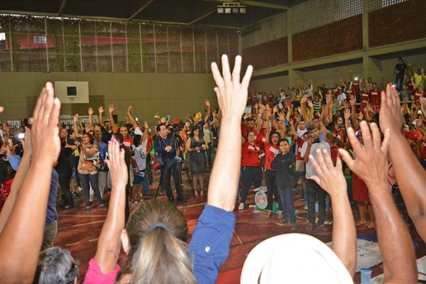 Suspensa a Greve na Educao Estadual e hoje  dia de volta s aulas