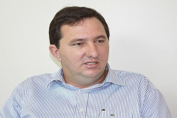 Valdir Barranco (PT) toma posse como deputado em MT aps recorrer ao TSE