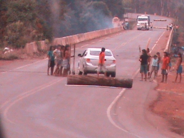 ndios ameaam fechar Rodovia MT 170 e BR 174 em Juna.