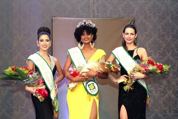 Juarense Karla Gabielly fica em segundo lugar no Primeiro Concurso Miss Comrcio de Sinop.