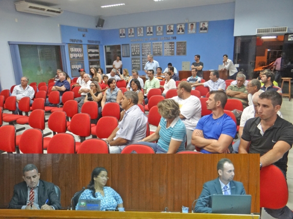 LDO 2017  debatida por quase trs horas em Audincia Pblica na Cmara de Vereadores.