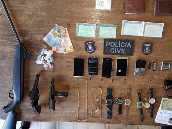 Criminosos que assaltaram agncias bancrias so presos em Sinop (corrigida)