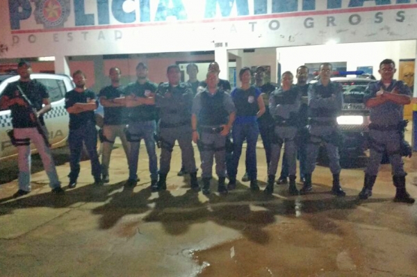 Polcias de Juara participam da Operao Bairro Seguro e encontra homem com mandado de priso