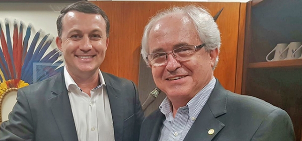 Adilton Sachetti se licencia do cargo de deputado federal por 120 dias