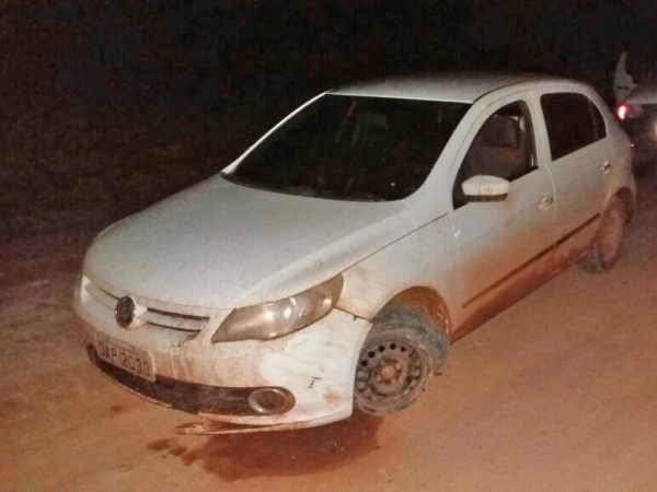 Homens furtam residncia em assentamento rural de Juara, so cercados e fogem na mata.