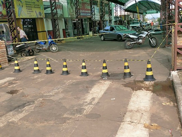 Prefeitura atende solicitao do MP e coloca tela na cobertura da Rua Sorocaba.