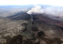 Vulco entra em erupo no Hava e populao recebe ordem de sada