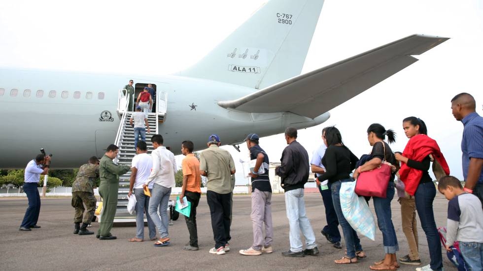 Avio da FAB leva 233 venezuelanos para Manaus e So Paulo