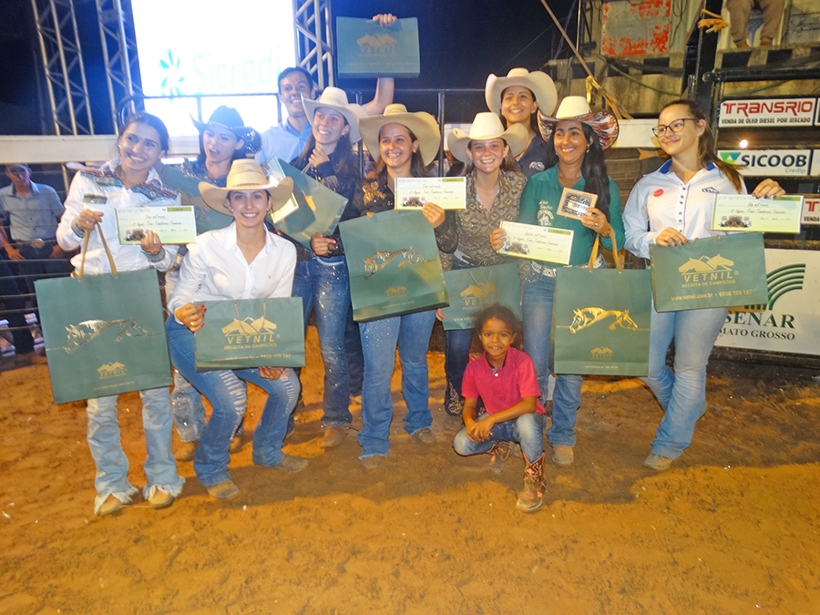 Provas femininas dos trs tambores foram novidades na EXPOVALE e levaram o pblico ao delrio.