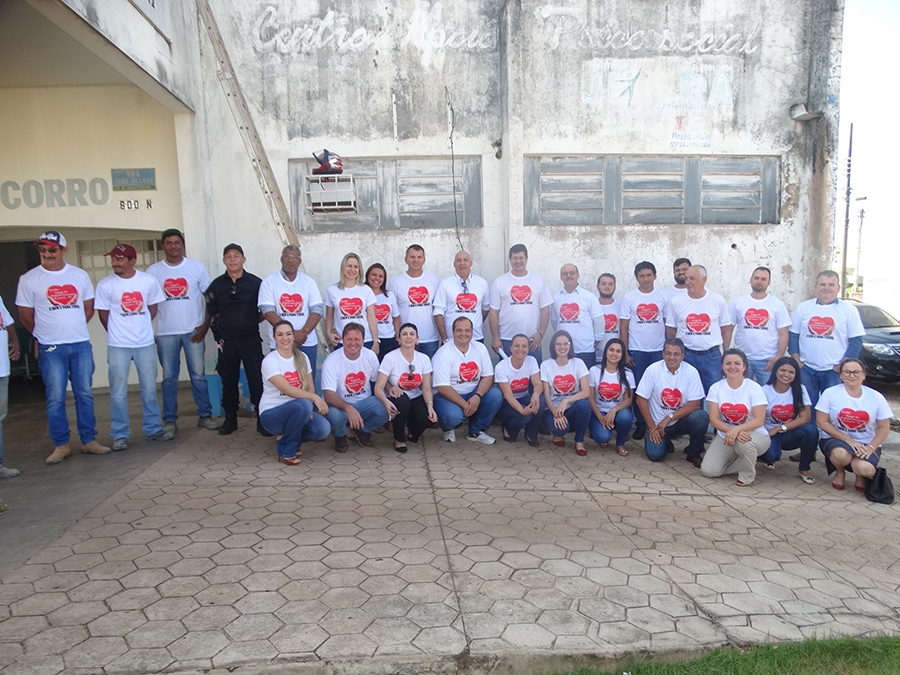 Voluntrios lanam reforma do telhado do Hospital Municipal de Juara com recursos arrecadados na EXPOVALE.