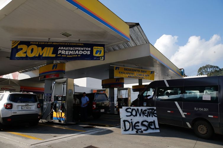 ANP anuncia novos preos para o leo diesel