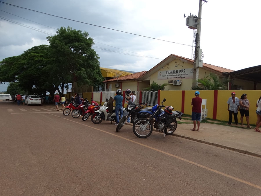 Juara tem eleio tranquila, porm, com alto ndice de absteno.