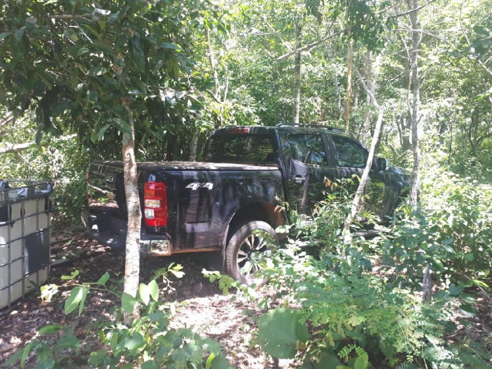 Polcia Militar recupera 8 carros roubados em concessionria de Cuiab