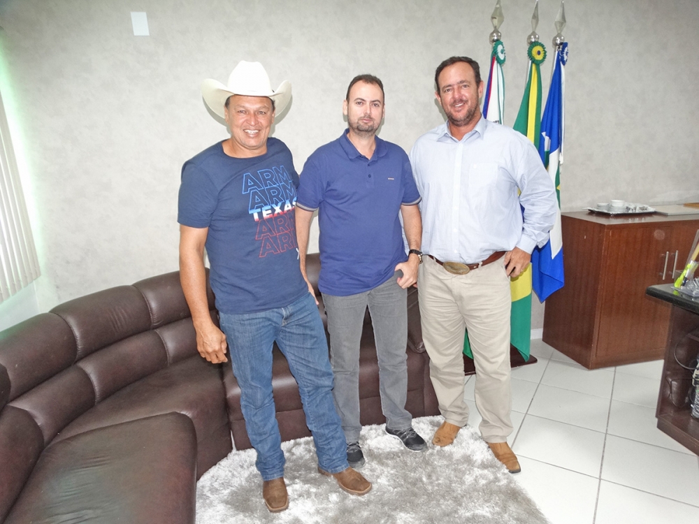 Presidente da Cmara recebe a visita de diretores da ACRIVALE.