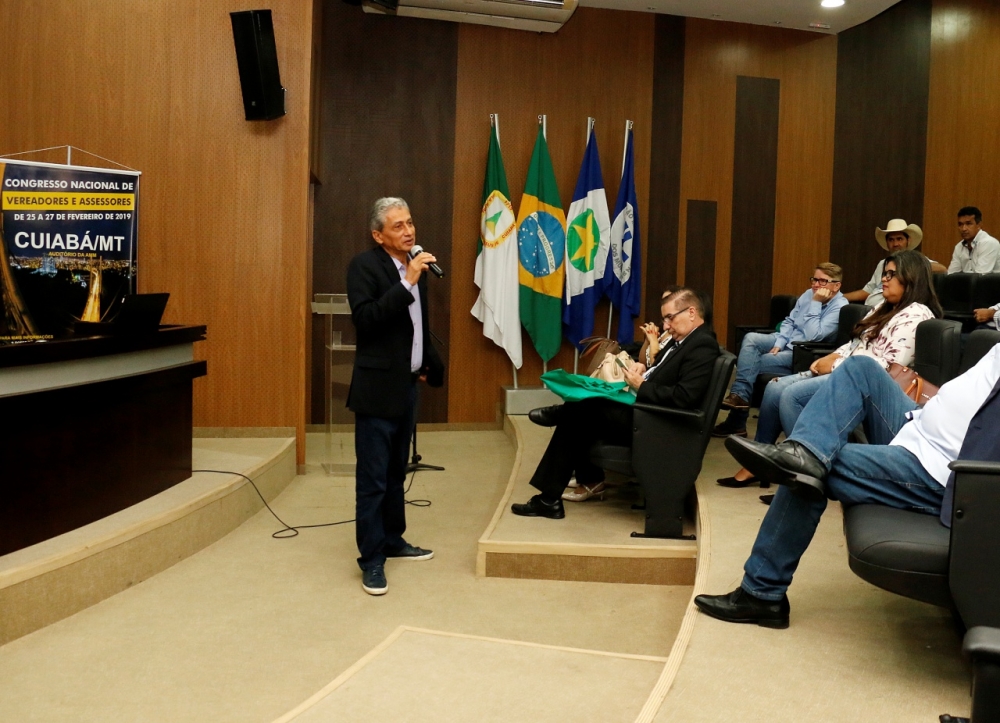 Presidente da AMM defende unio de prefeitos e vereadores  em defesa dos municpios