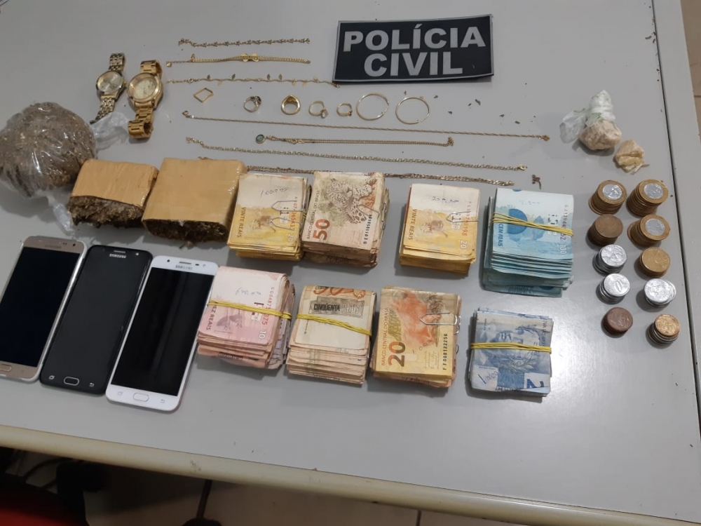  Polcia Civil prende mulher traficante com mais de R$ 22 mil em Sorriso