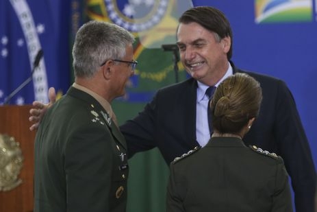 Frana quer proteger suas commodities do Mercosul, diz Bolsonaro
