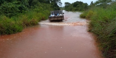 Chuvas causam atoleiros, derrubam pontes e alagam estradas do interior de Juara